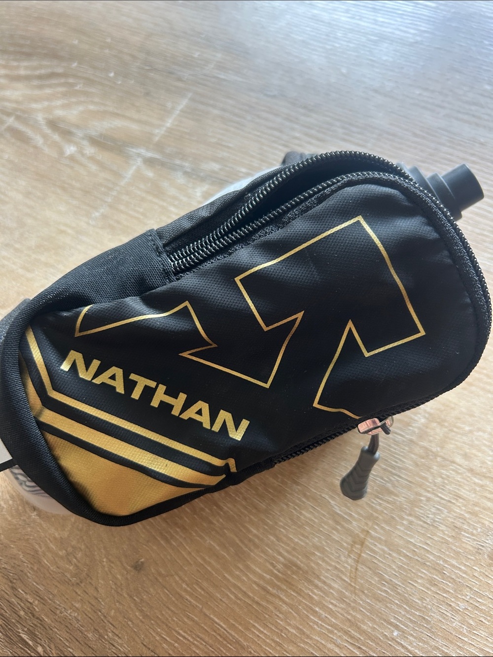 Natan Speed Draw Plus Insulated Handheld Water Bottle